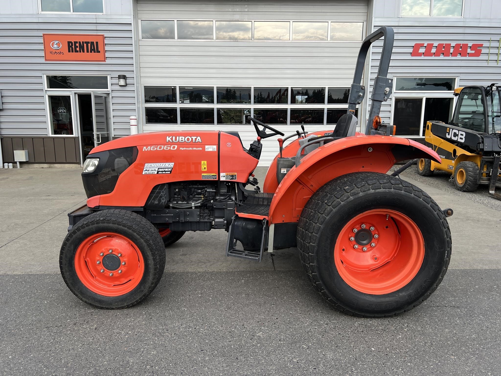 2015 Kubota M6060HD Tractor