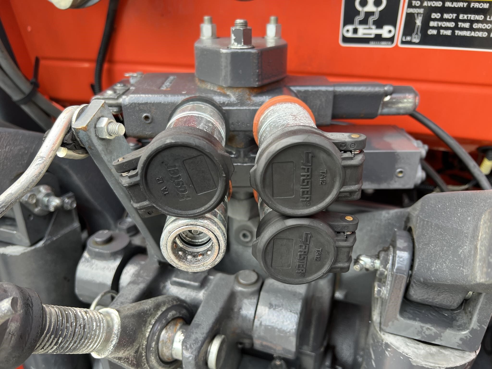 2015 Kubota M6060HD Tractor
