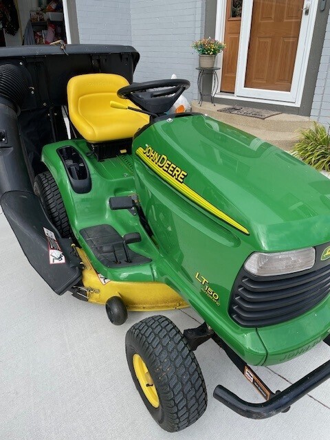 2005 John Deere LT150 Accessories and Attachment
