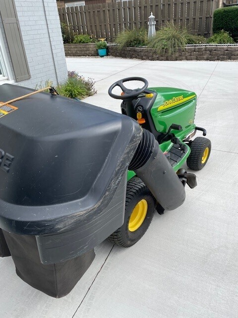 2005 John Deere LT150 Accessories and Attachment