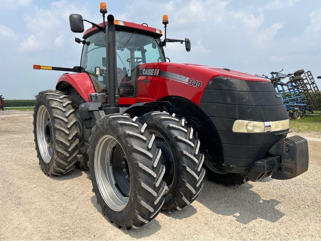 2014 Case IH Magnum 340 Tractor