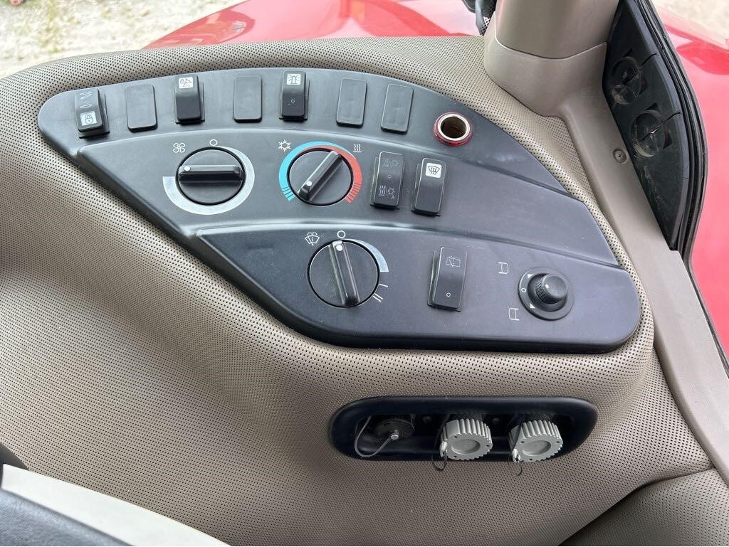 2014 Case IH Magnum 340 Tractor
