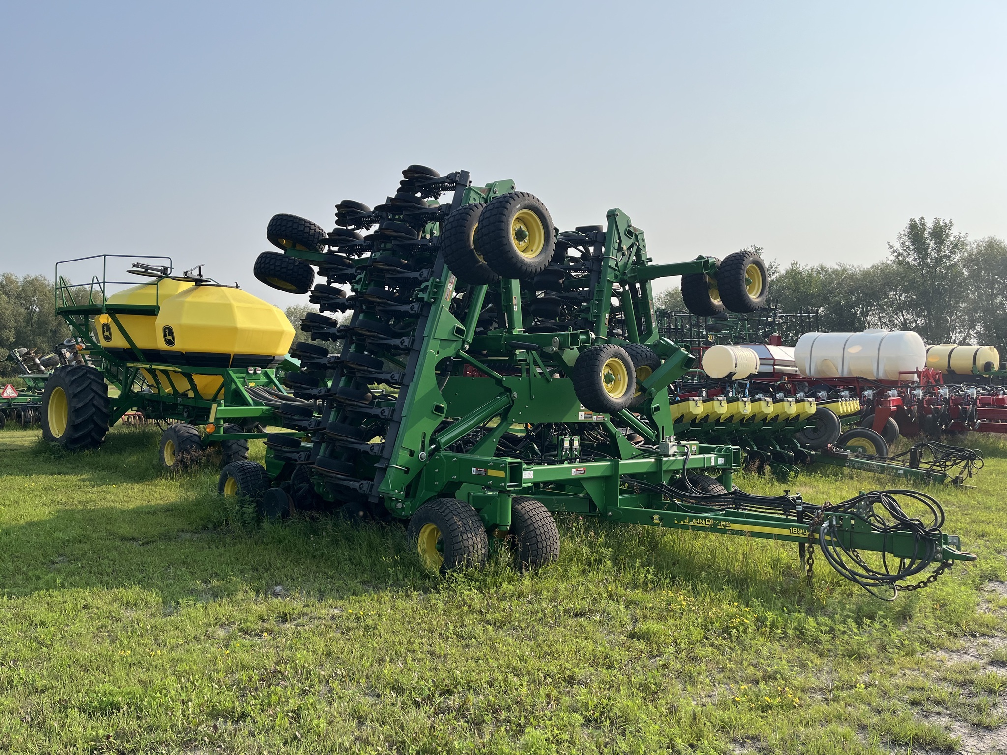 2011 John Deere 1890 Air Seeder
