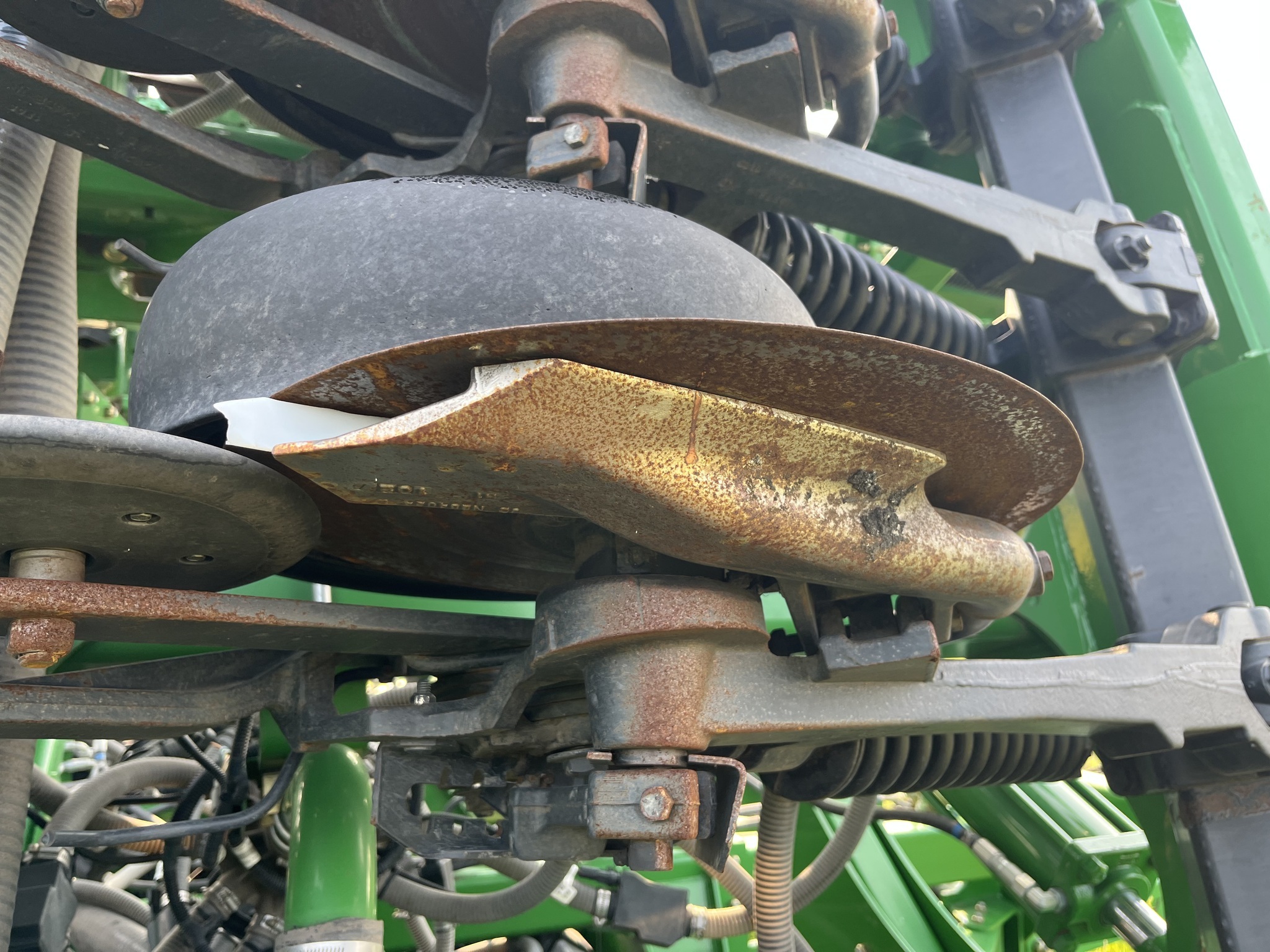 2011 John Deere 1890 Air Seeder