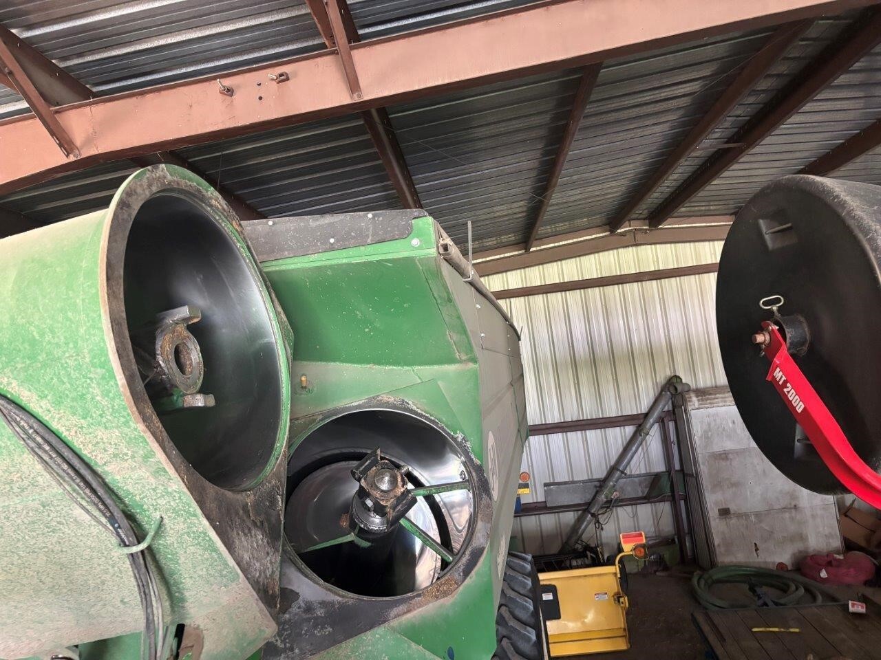 2013 J&M 1401-22T Grain Cart
