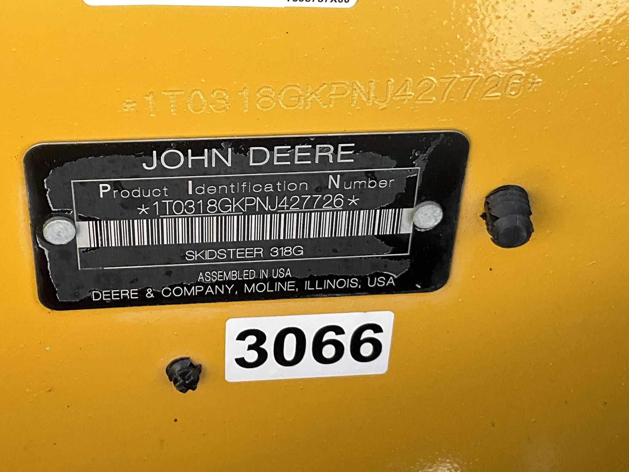 2022 Deere 318G Skid Steer