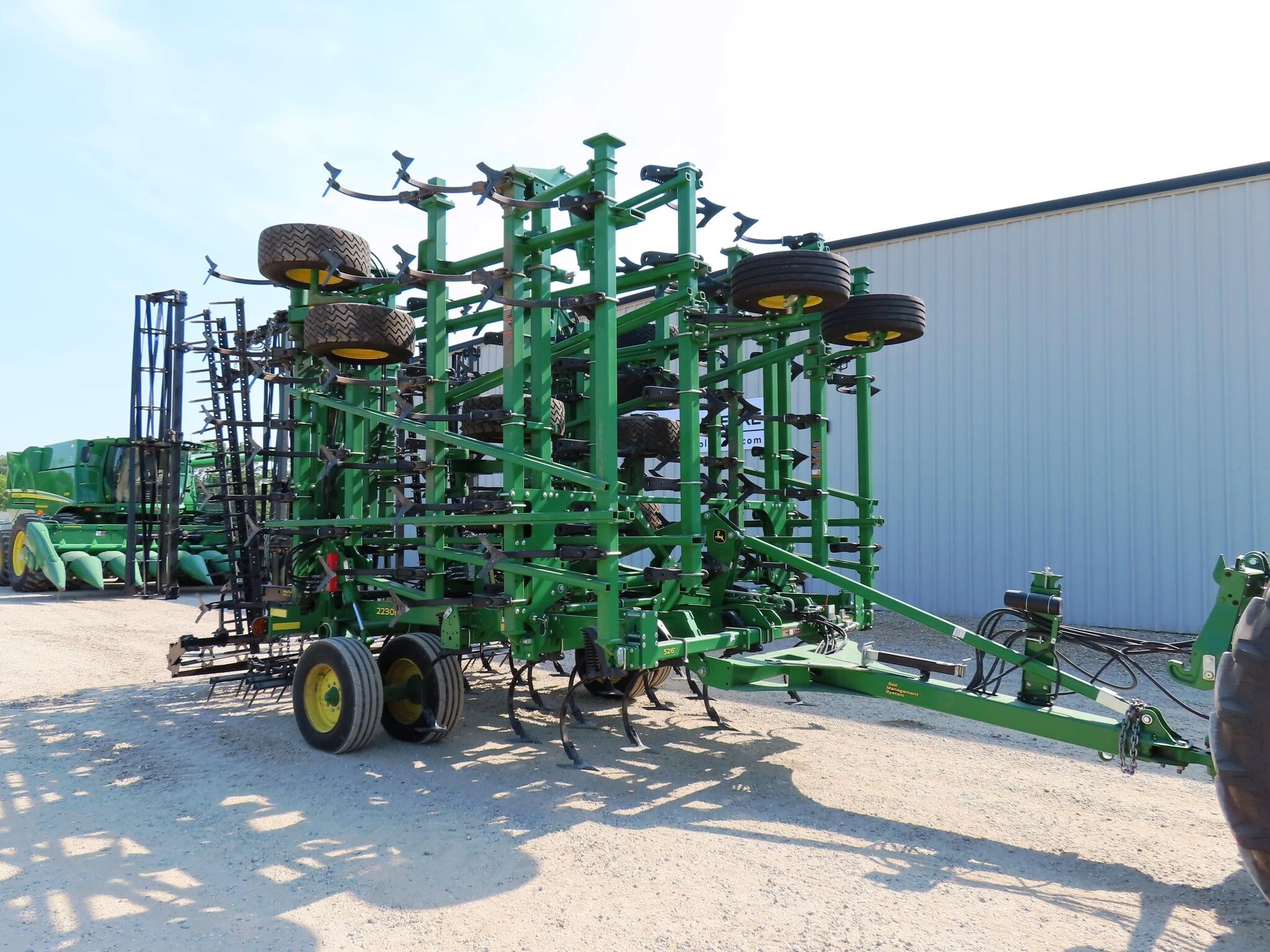2022 John Deere 2230LL  38'6" Field Cultivator