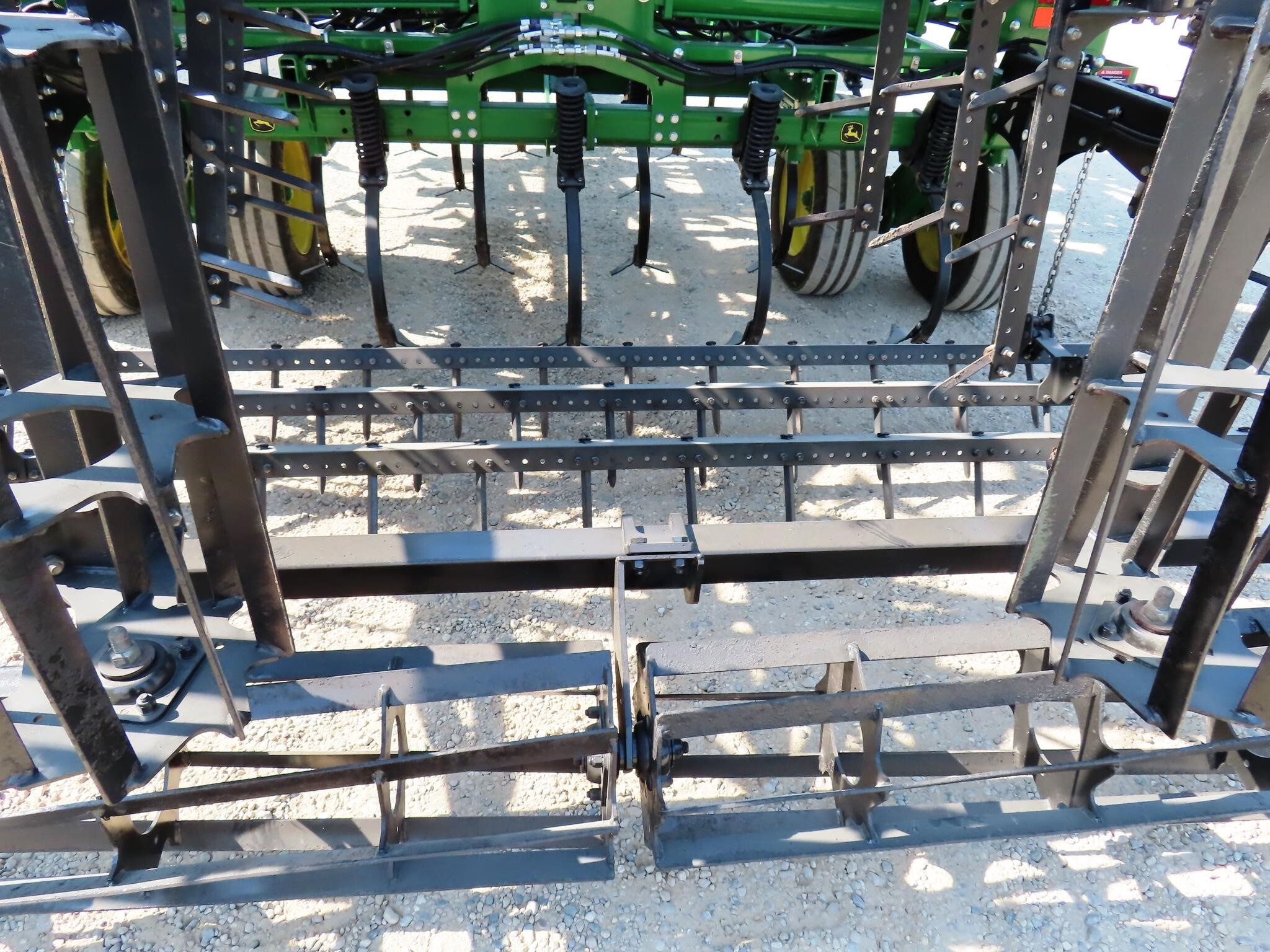 2022 John Deere 2230LL  38'6" Field Cultivator