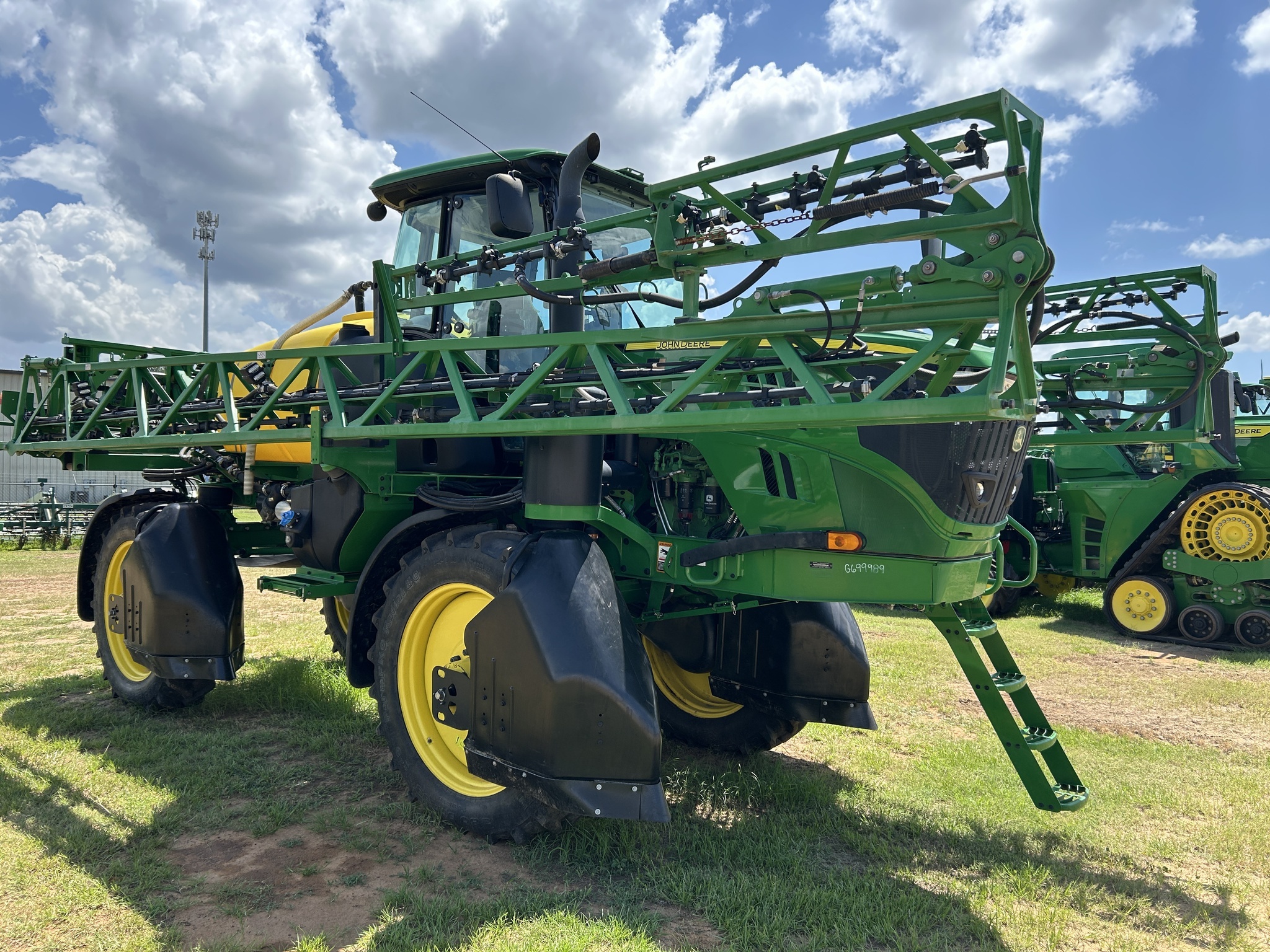2024 John Deere R4023 Self-Propelled Sprayer