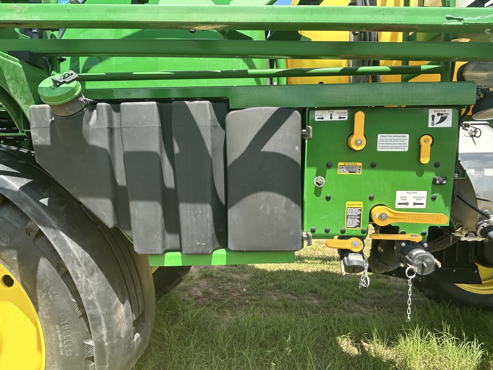 2024 John Deere R4023 Self-Propelled Sprayer