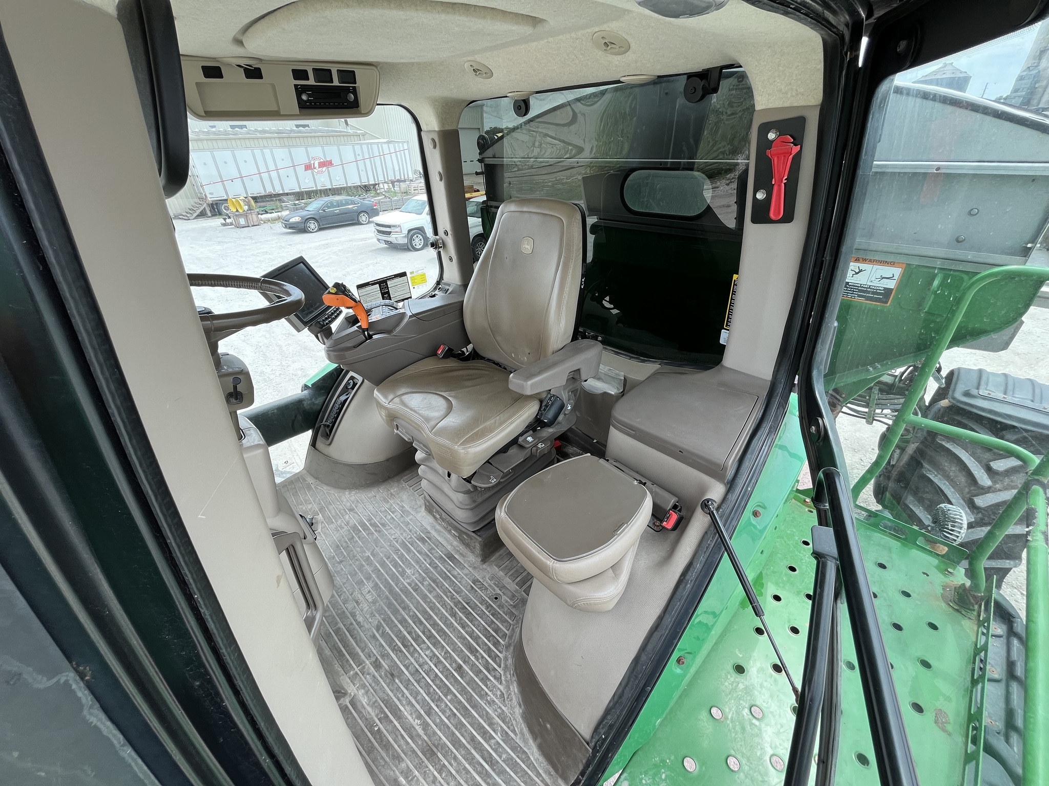 2019 John Deere R4038 Self-Propelled Sprayer