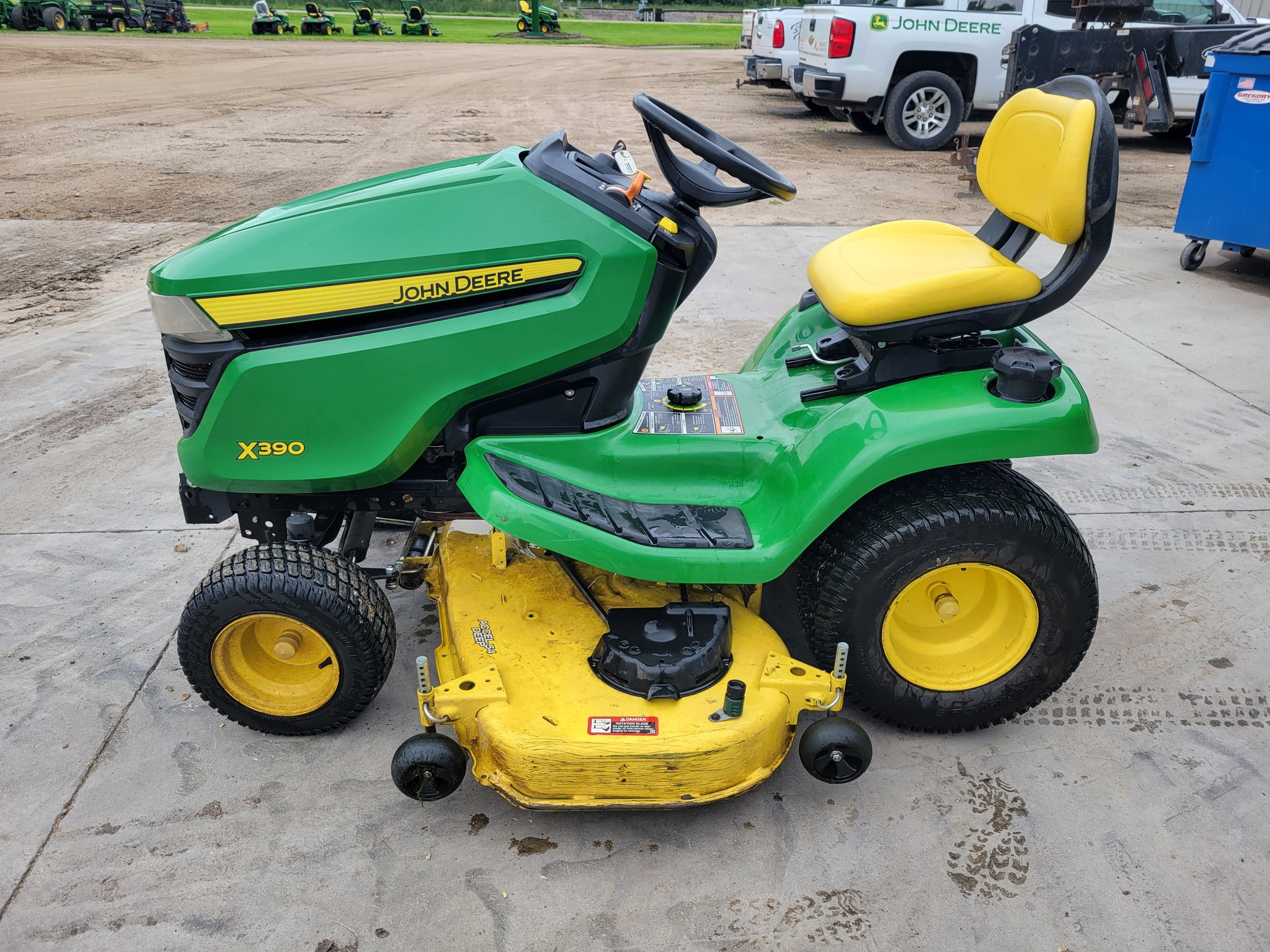 2020 John Deere X390 Lawn Mower
