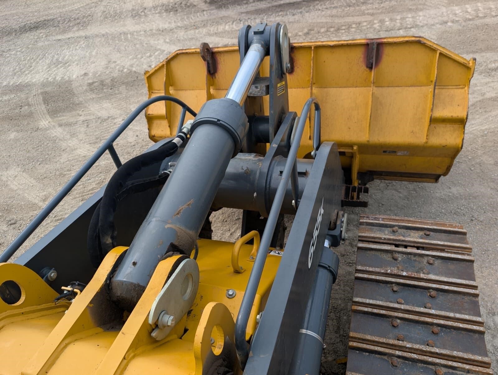 2020 Deere 655K Crawler