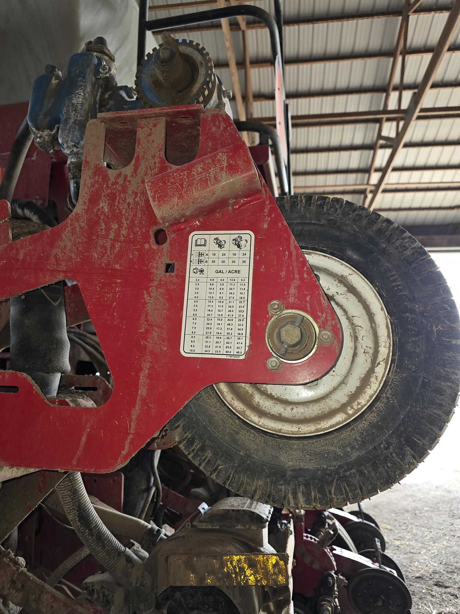 2020 White 9816VE Planter