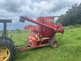  Gehl 100 Grinders and Mixer