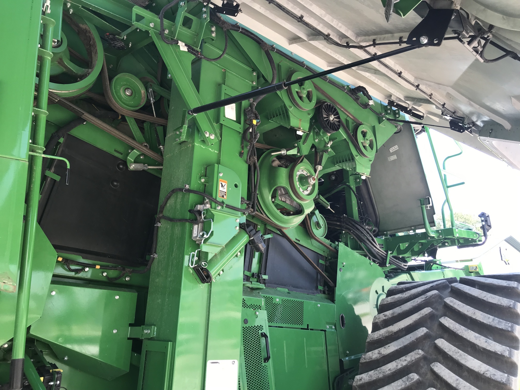 2022 John Deere X9 1000 Combine