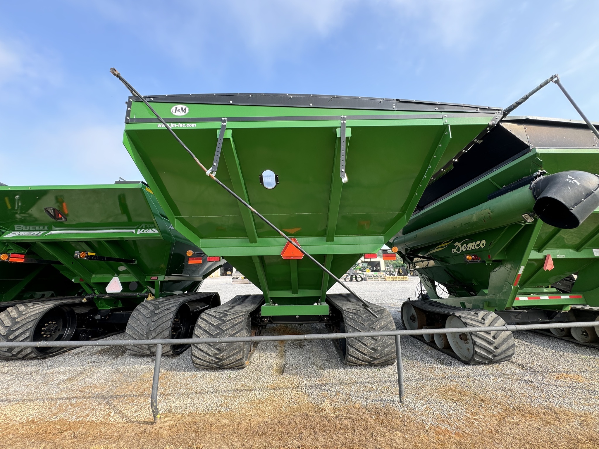 2014 J&M 1501-22 Grain Cart