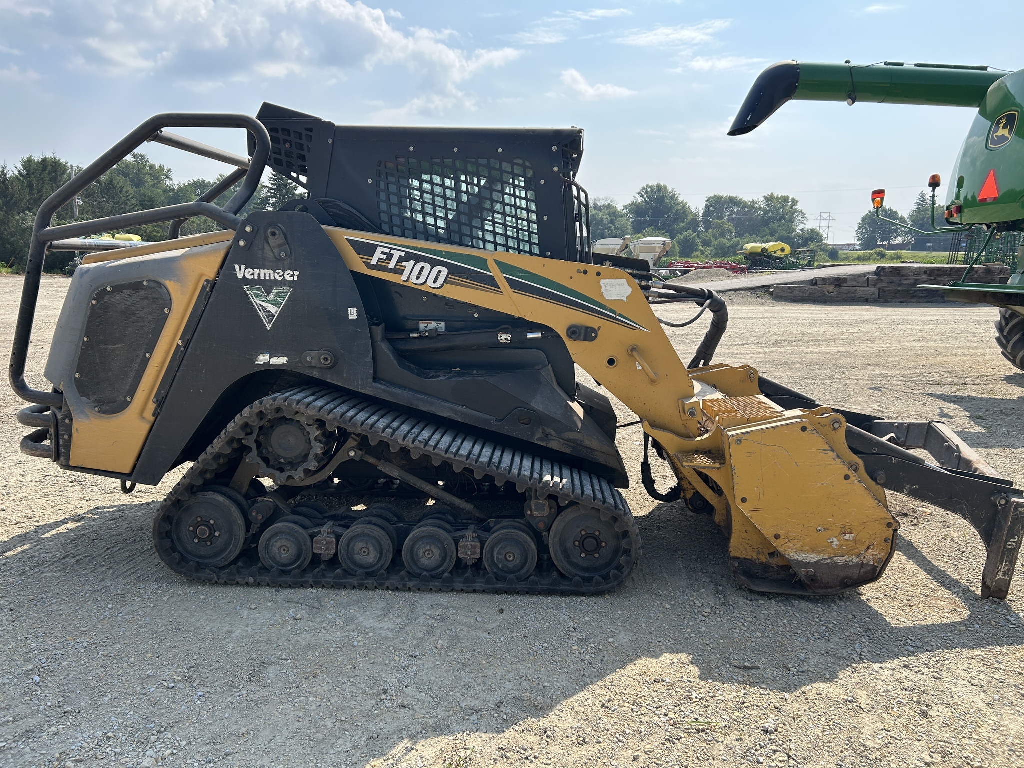 2017 Vermeer FT100 Forestry and Mining