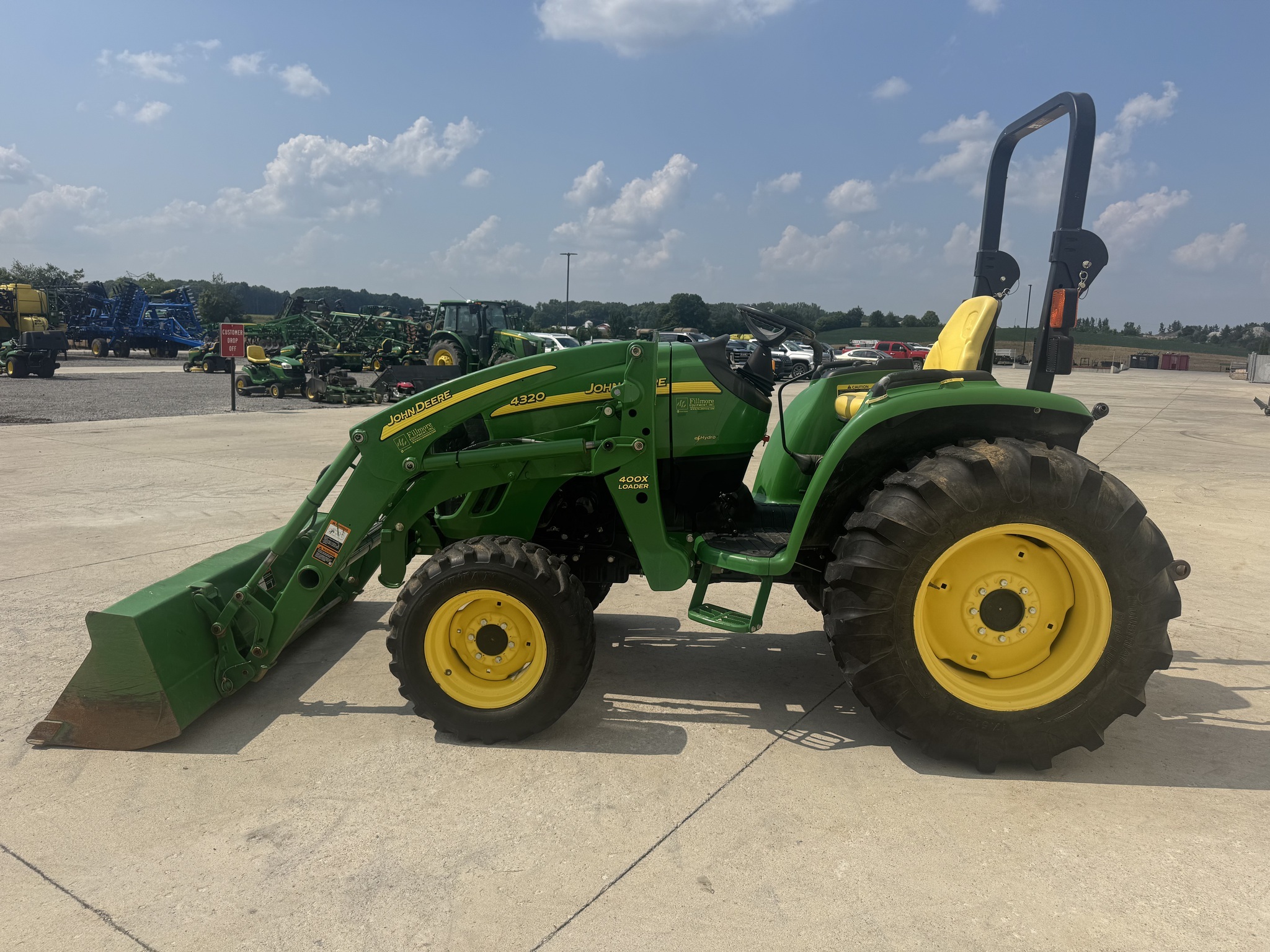 2012 John Deere 4320 Tractor