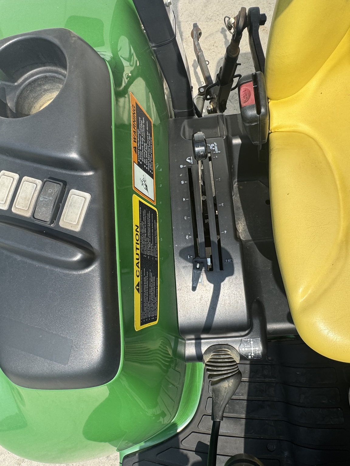 2012 John Deere 4320 Tractor