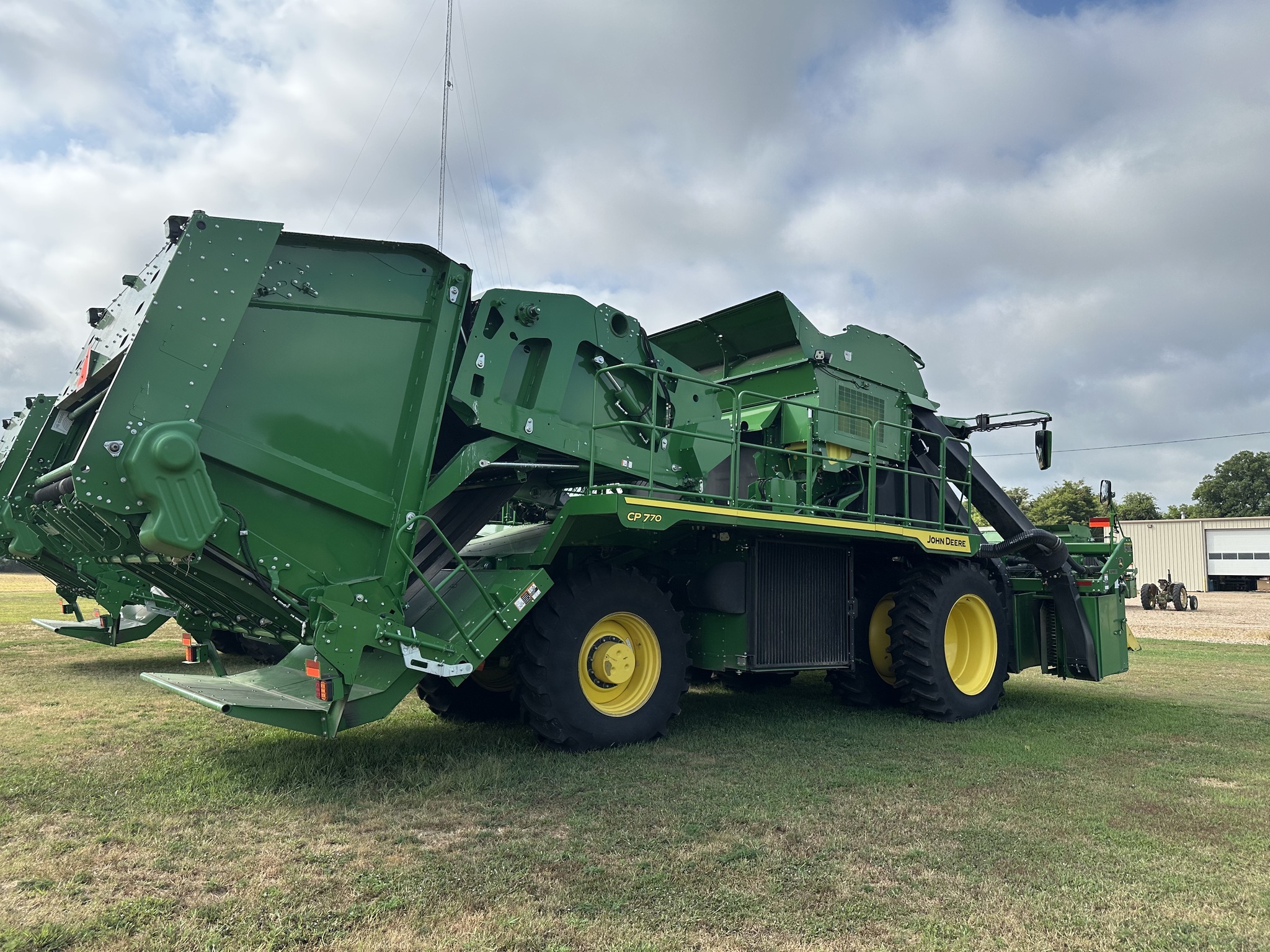 2024 John Deere CP770 Cotton Equipment