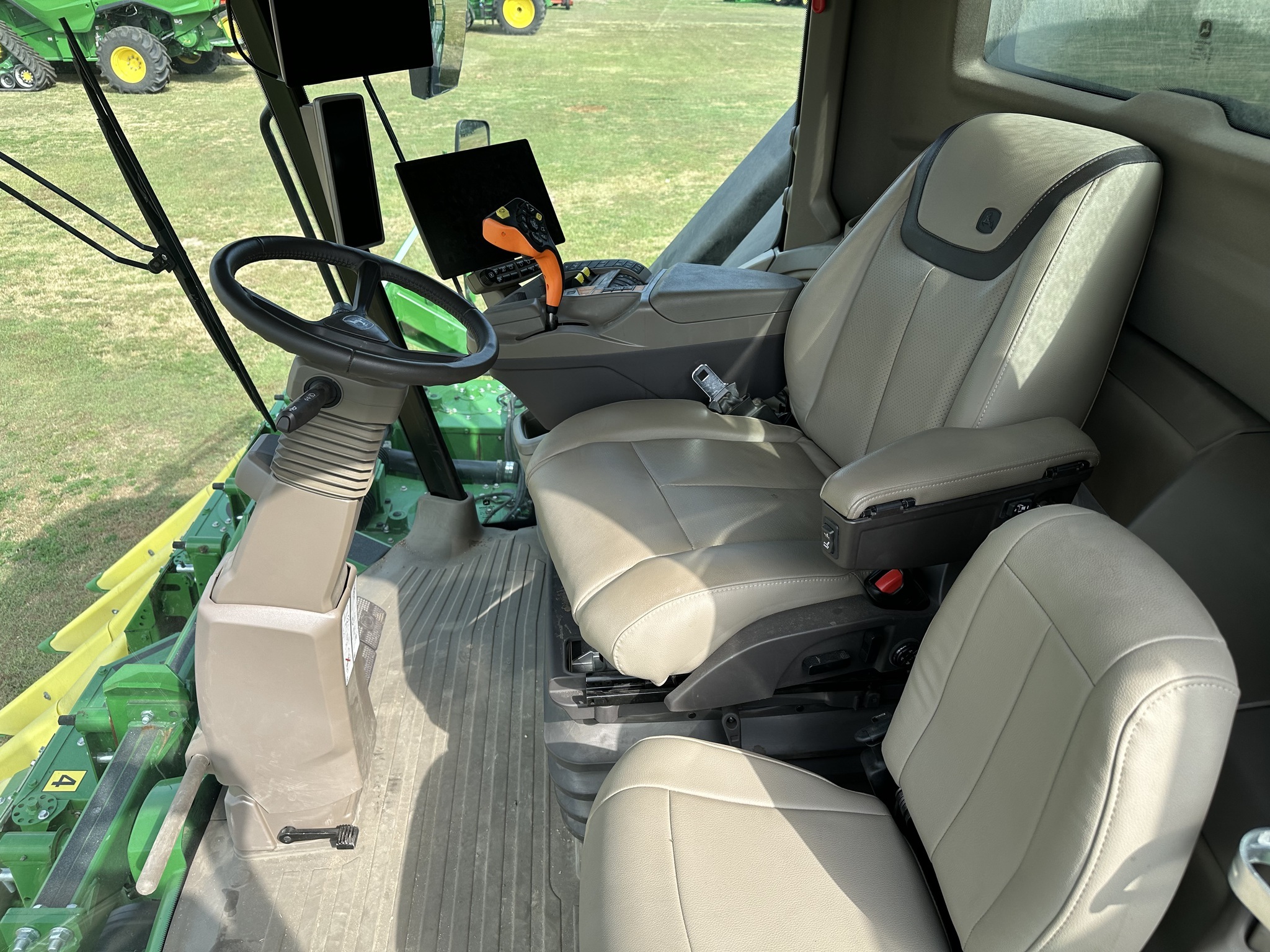 2024 John Deere CP770 Cotton Equipment