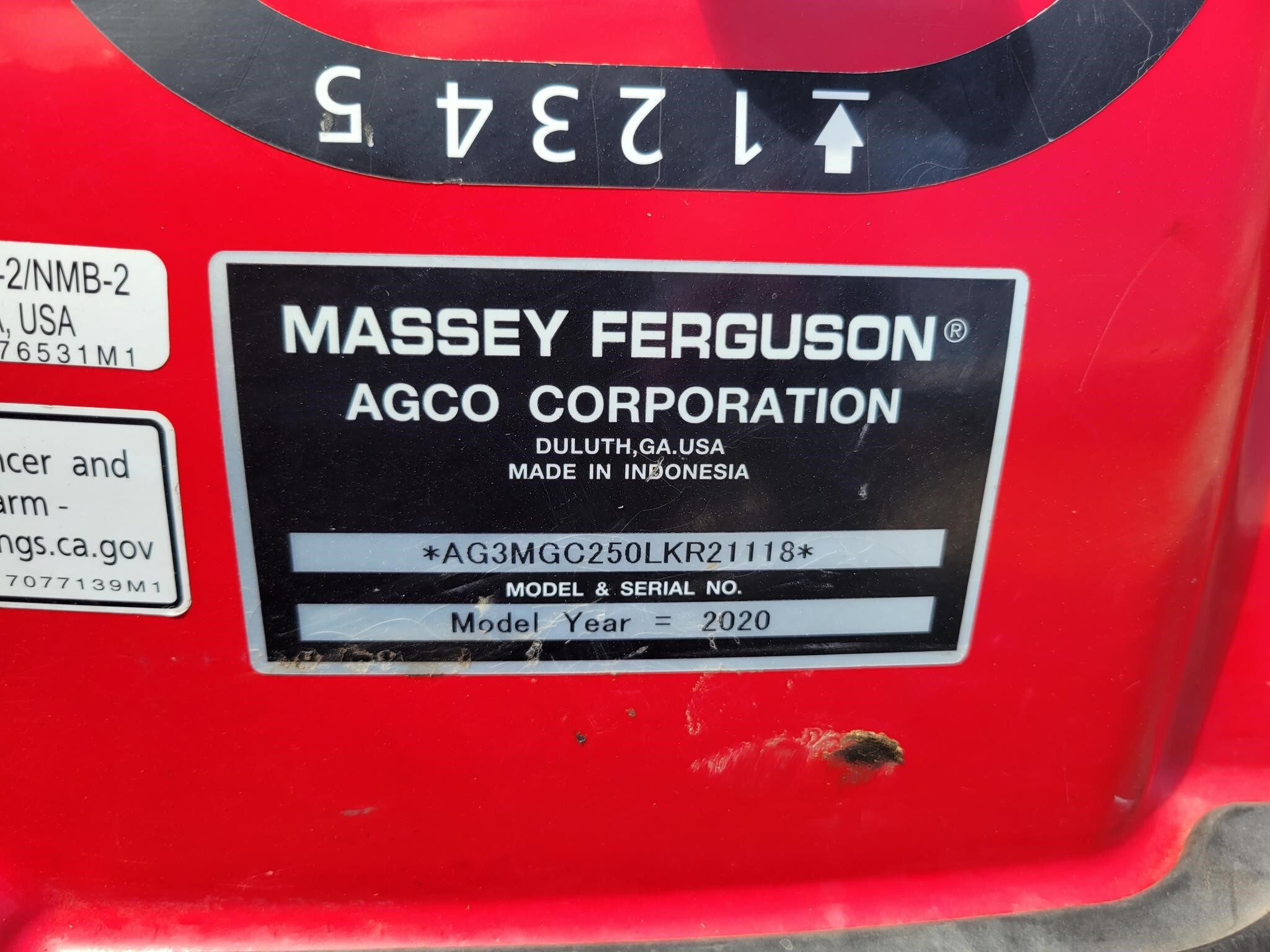 2020 Massey Ferguson GC1725M Tractor