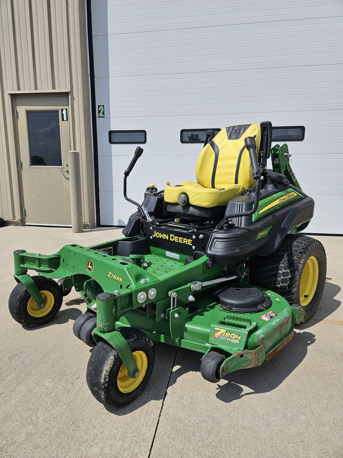 2021 John Deere Z950R Lawn Mower