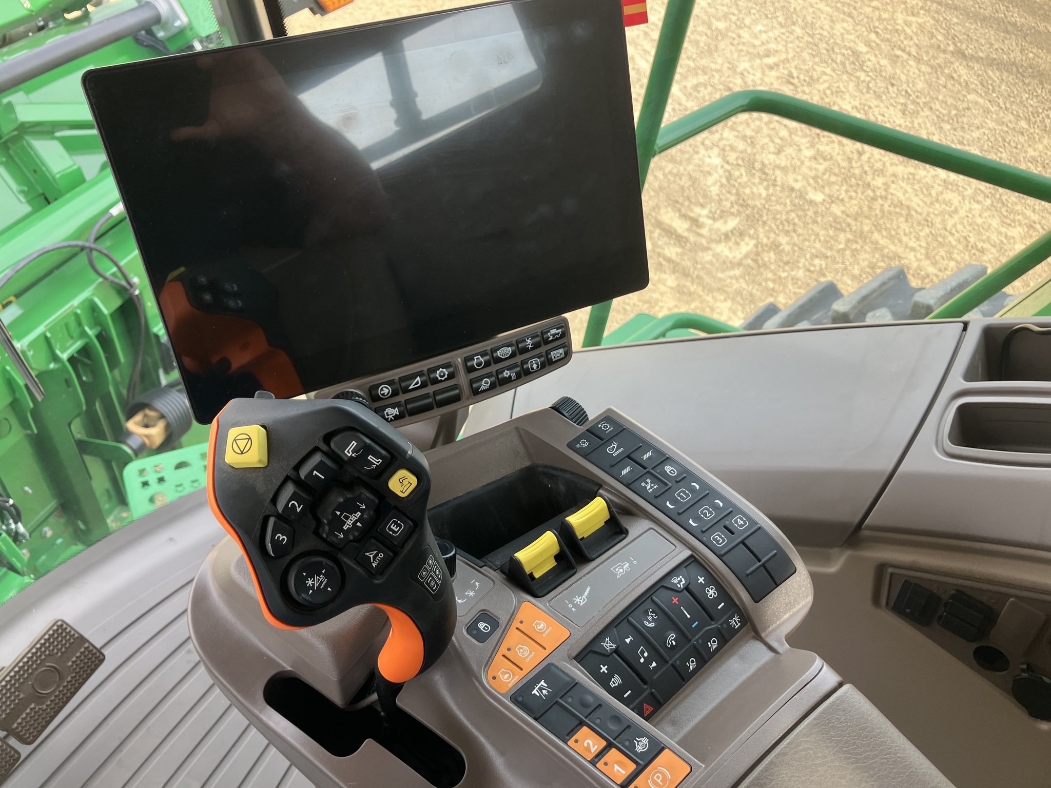 2024 John Deere S780 Combine