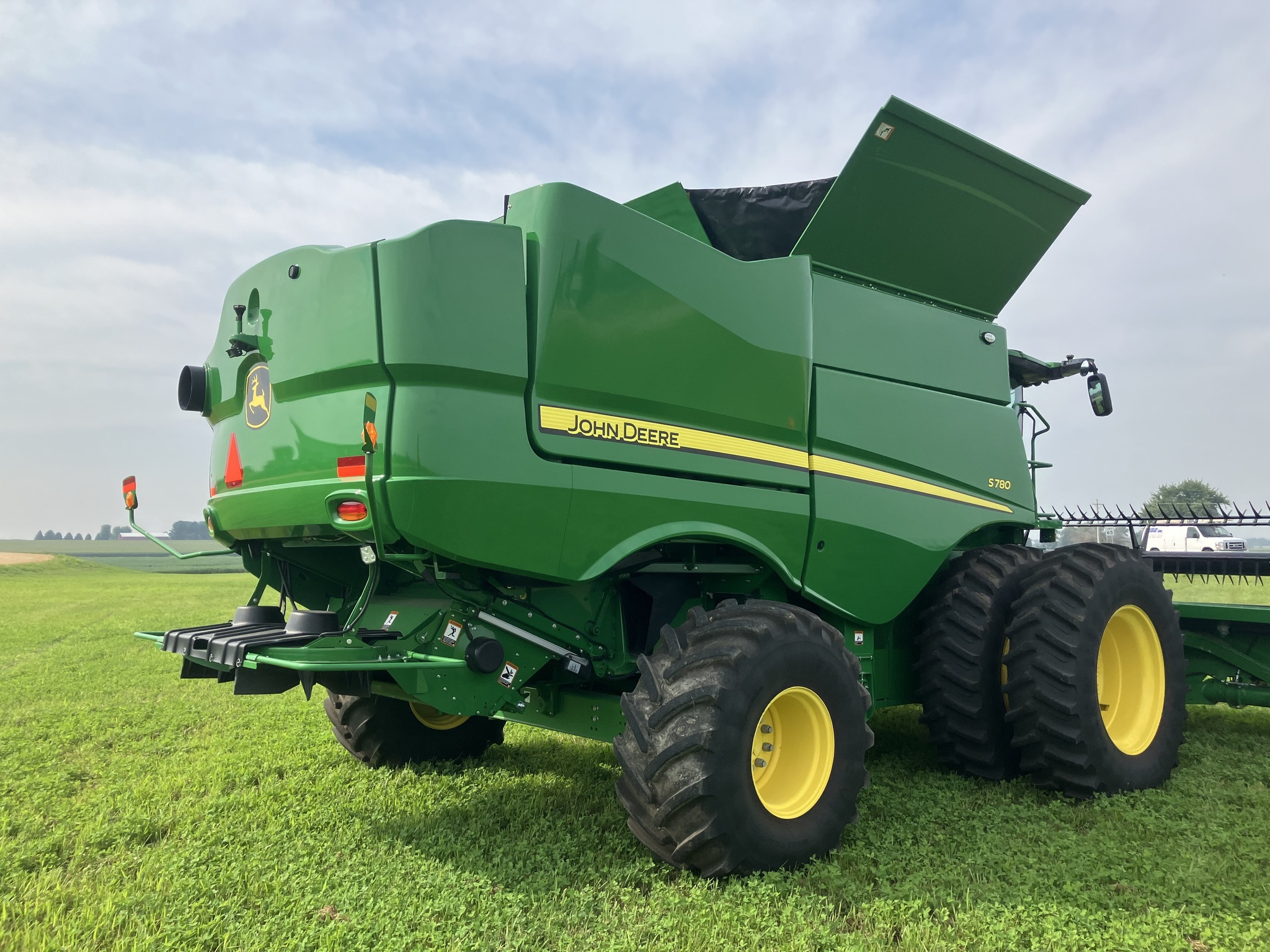 2024 John Deere S780 Combine