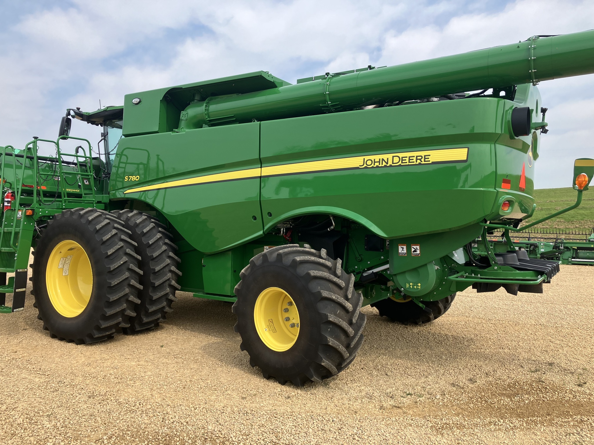 2024 John Deere S780 Combine