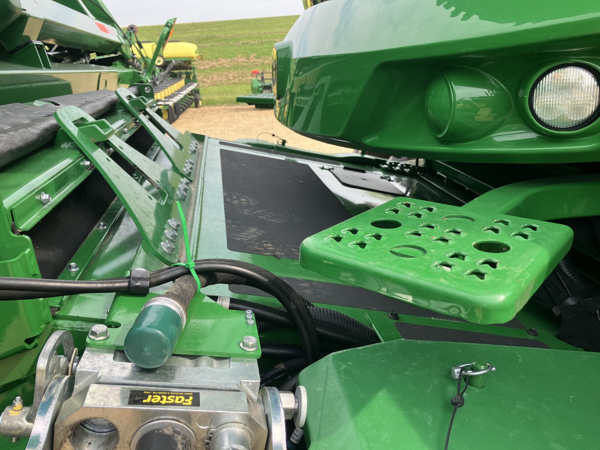 2024 John Deere S780 Combine