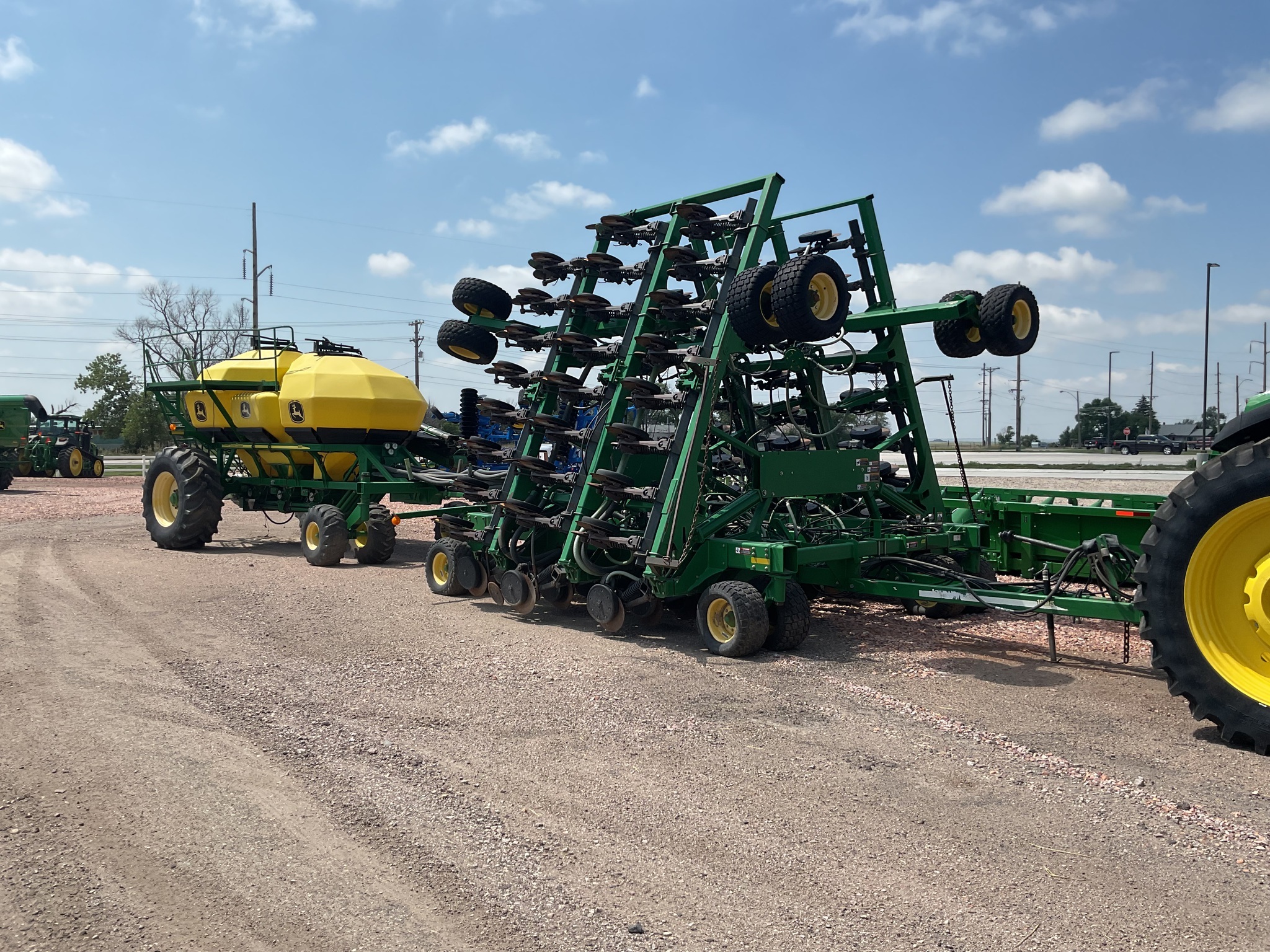 2007 John Deere 1895 Air Seeder