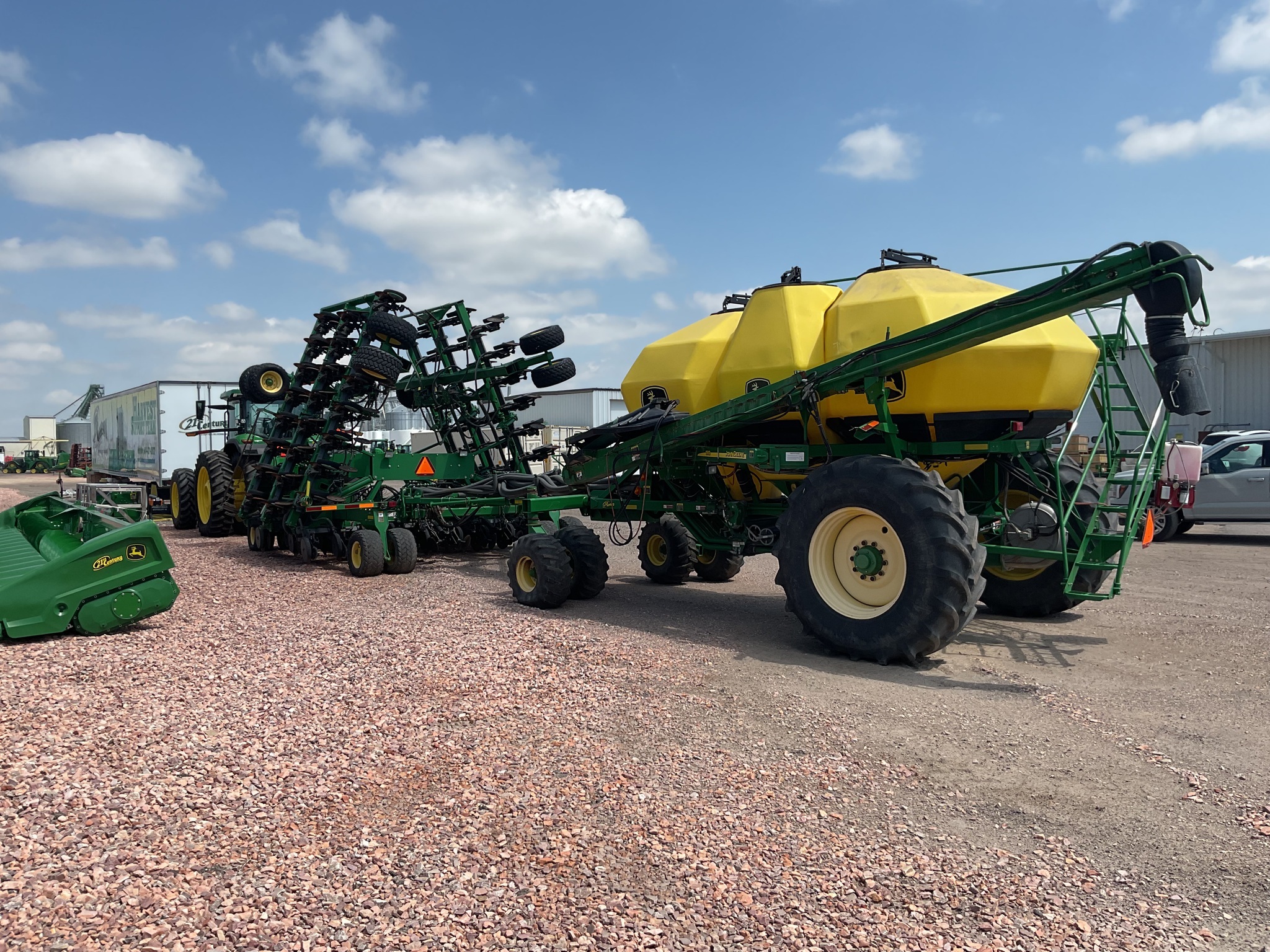 2007 John Deere 1895 Air Seeder