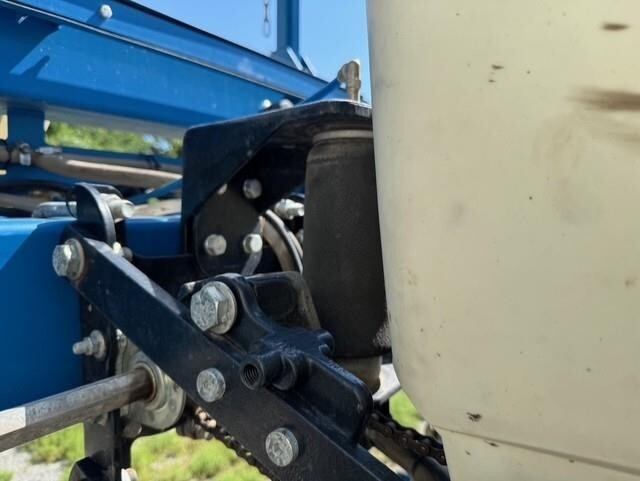 2012 Kinze 3660 Planter