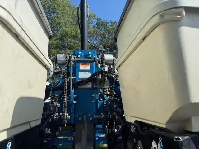 2005 Kinze 3500 Planter