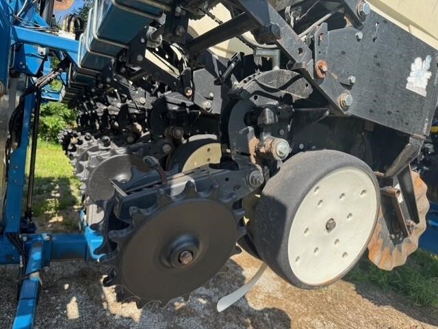 2005 Kinze 3500 Planter