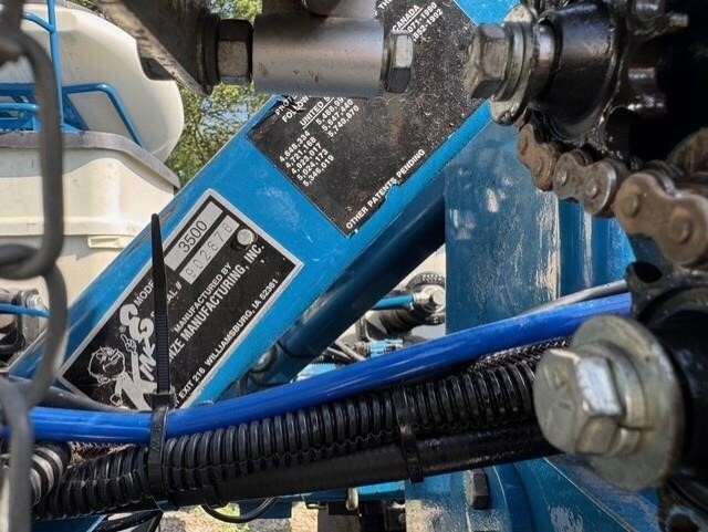 2005 Kinze 3500 Planter