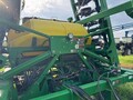 2006 John Deere 1990 Air Seeder
