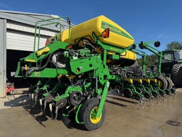 2018 John Deere 1775 Planter