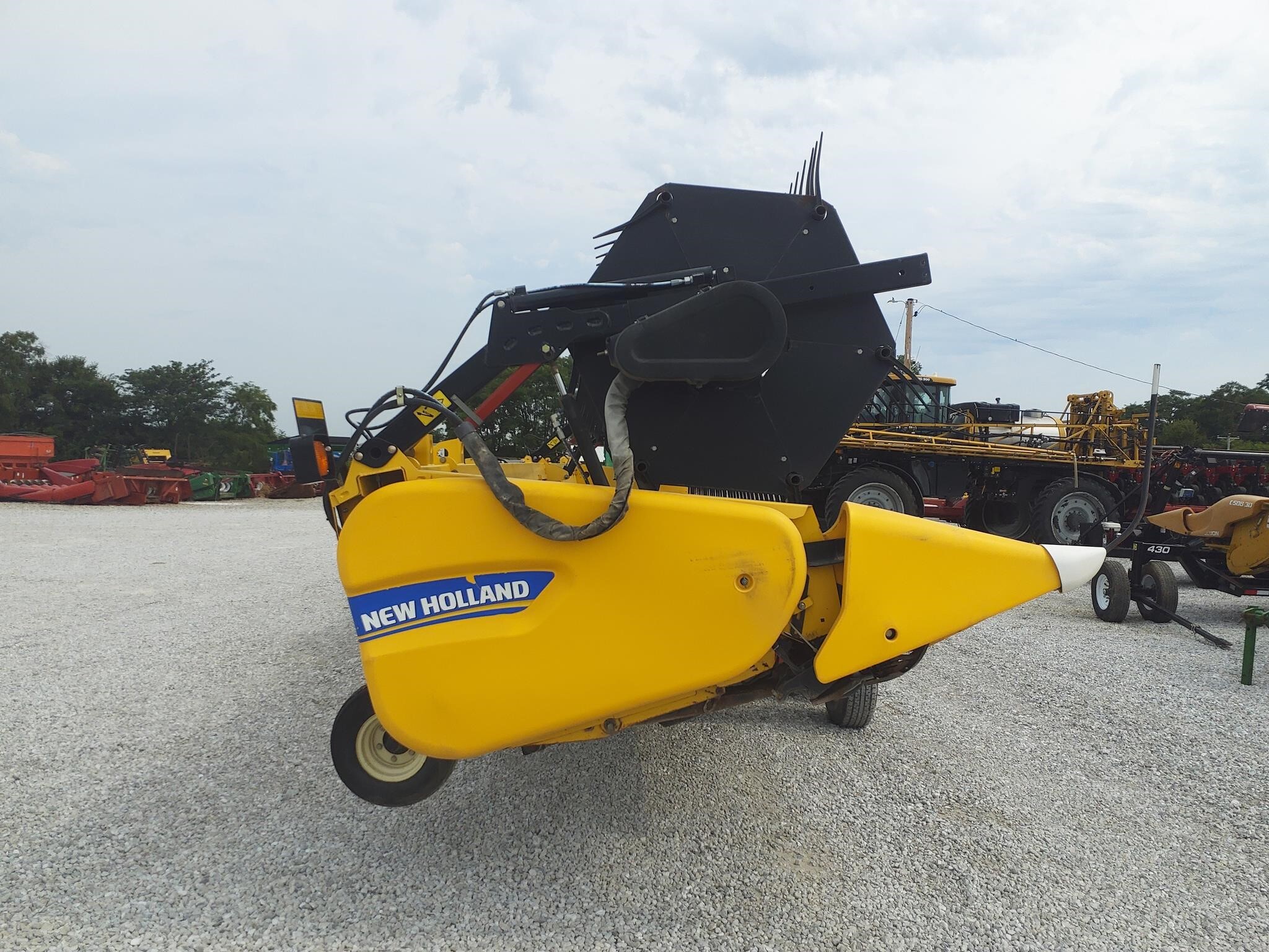 2014 New Holland 880CF-40 Platform