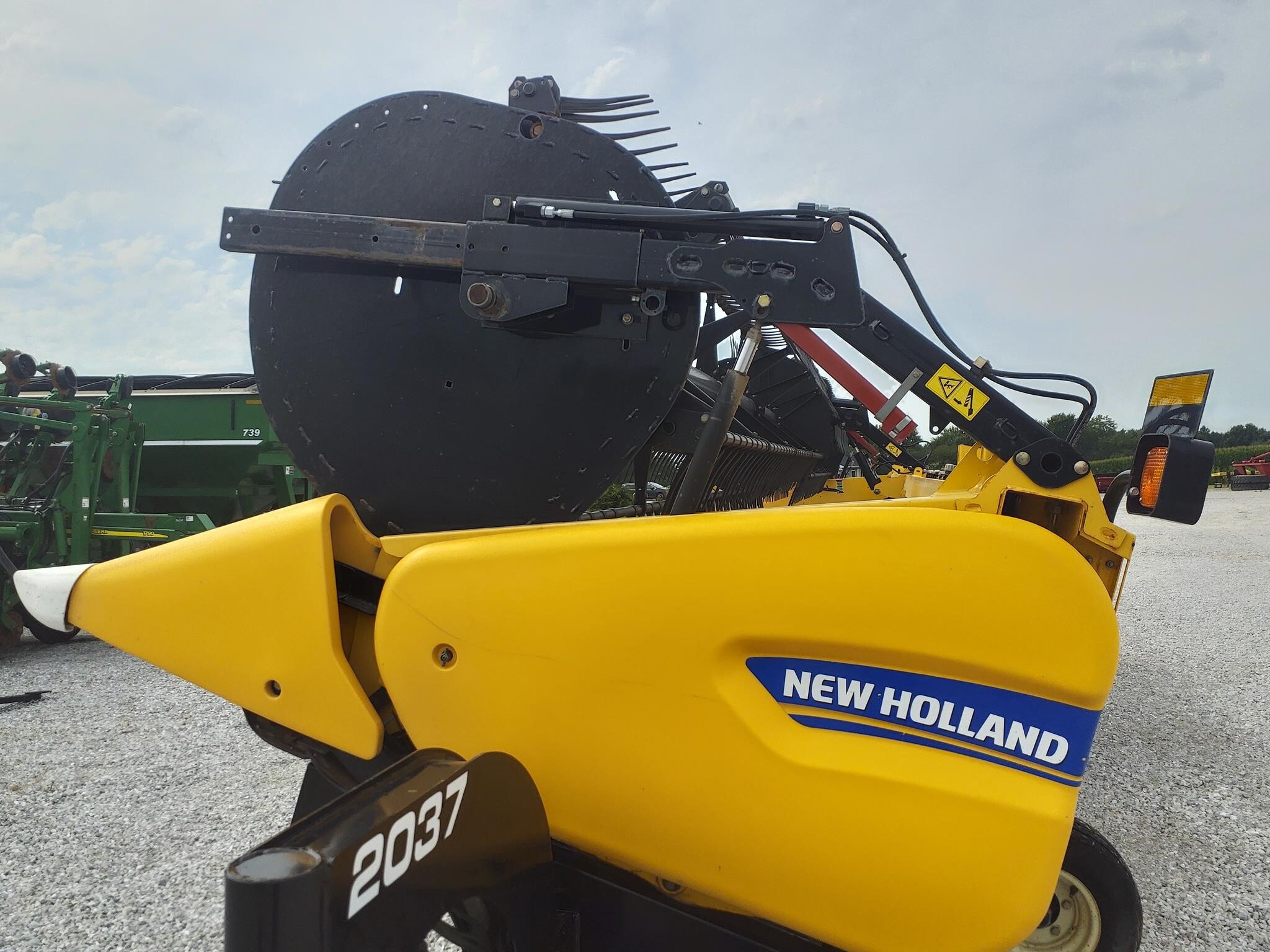 2014 New Holland 880CF-40 Platform
