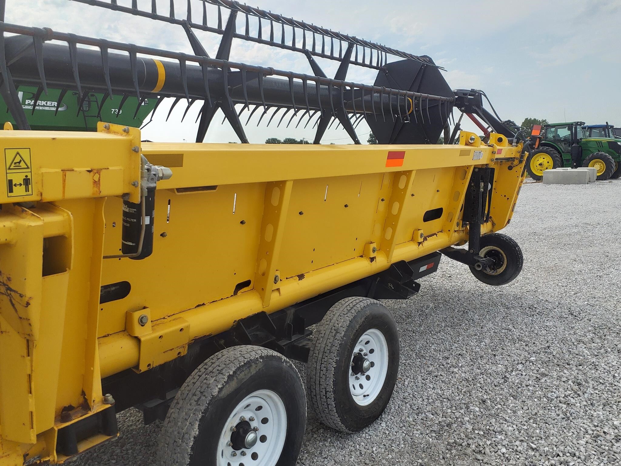 2014 New Holland 880CF-40 Platform