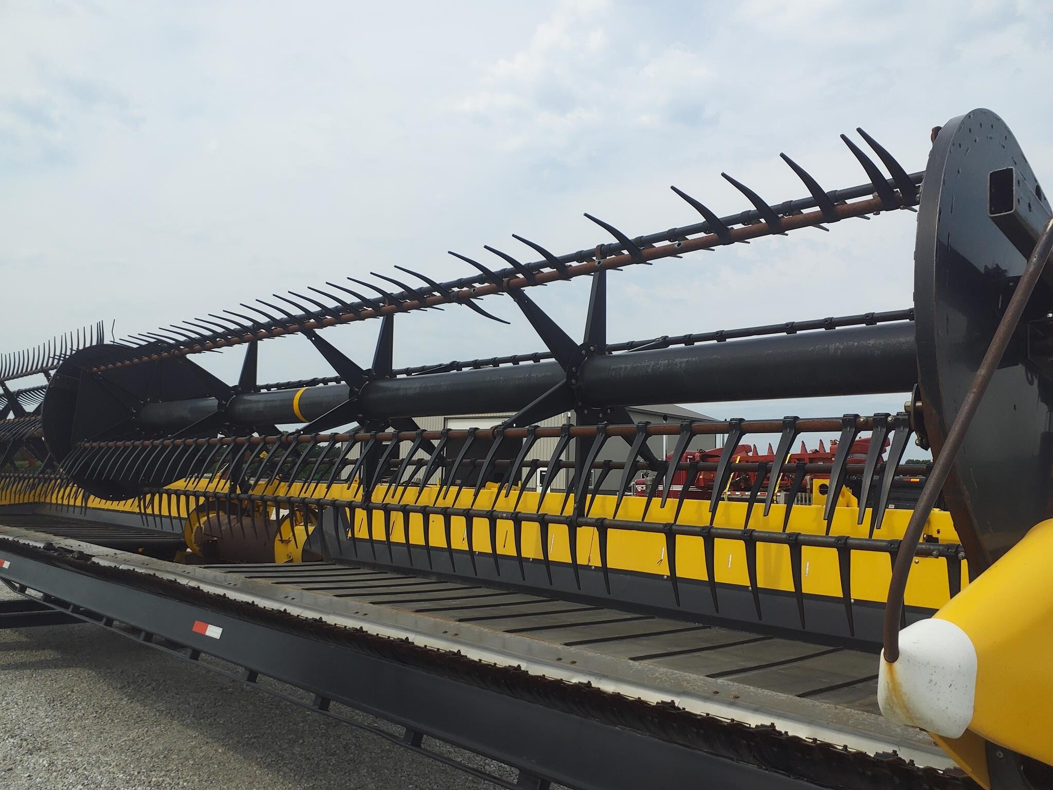 2014 New Holland 880CF-40 Platform