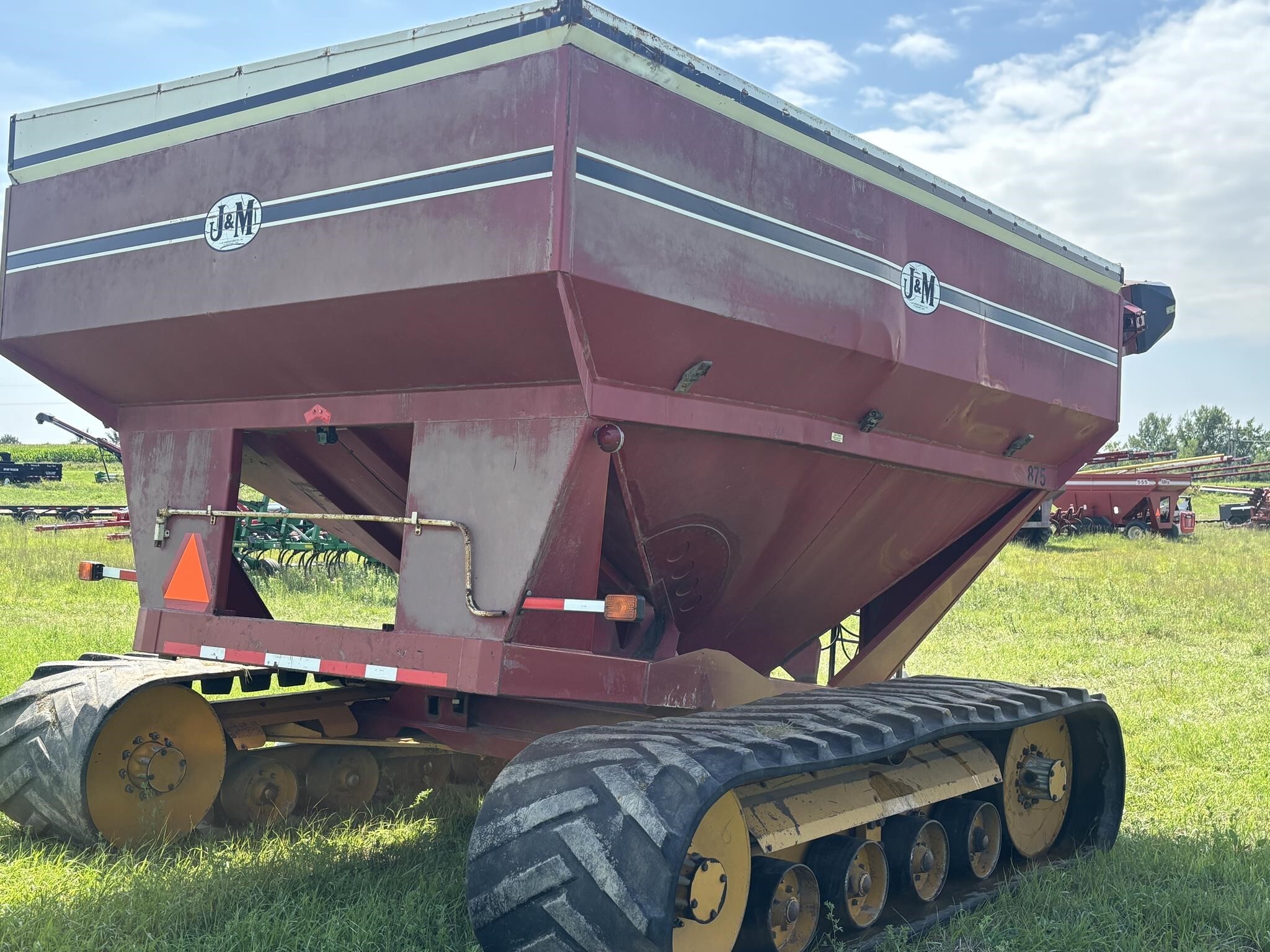  J&M 875-16 Grain Cart