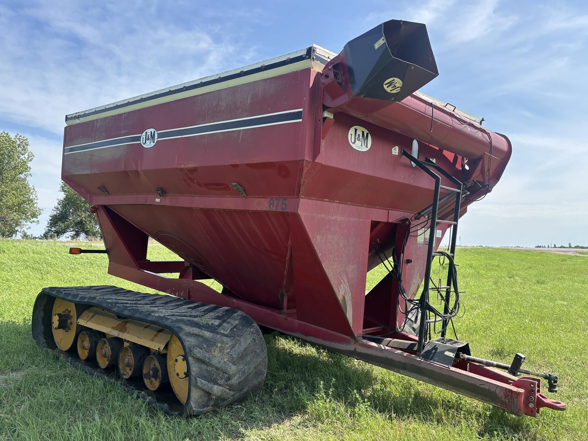  J&M 875-16 Grain Cart