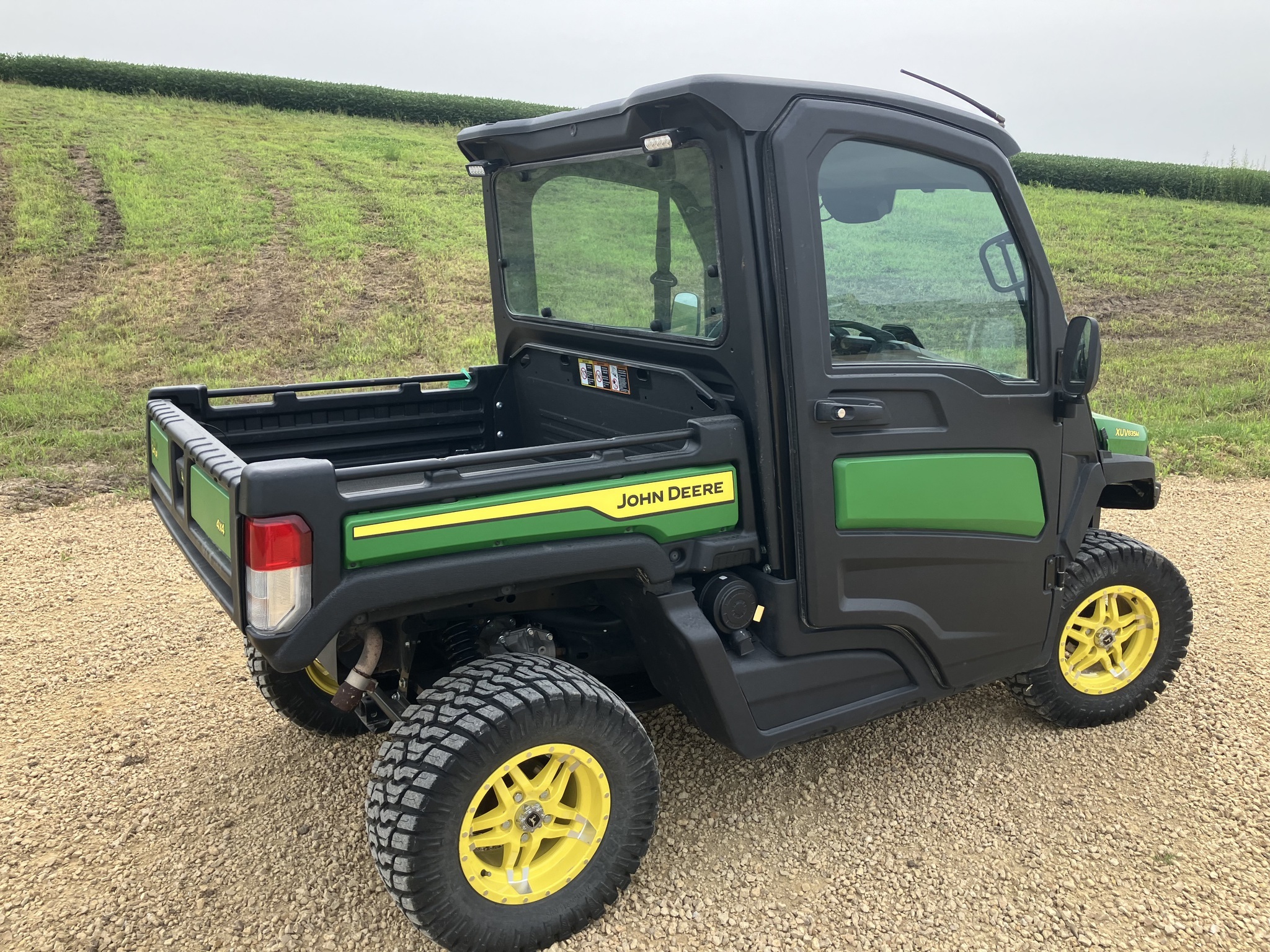 2024 John Deere XUV 835M ATVs and Utility Vehicle