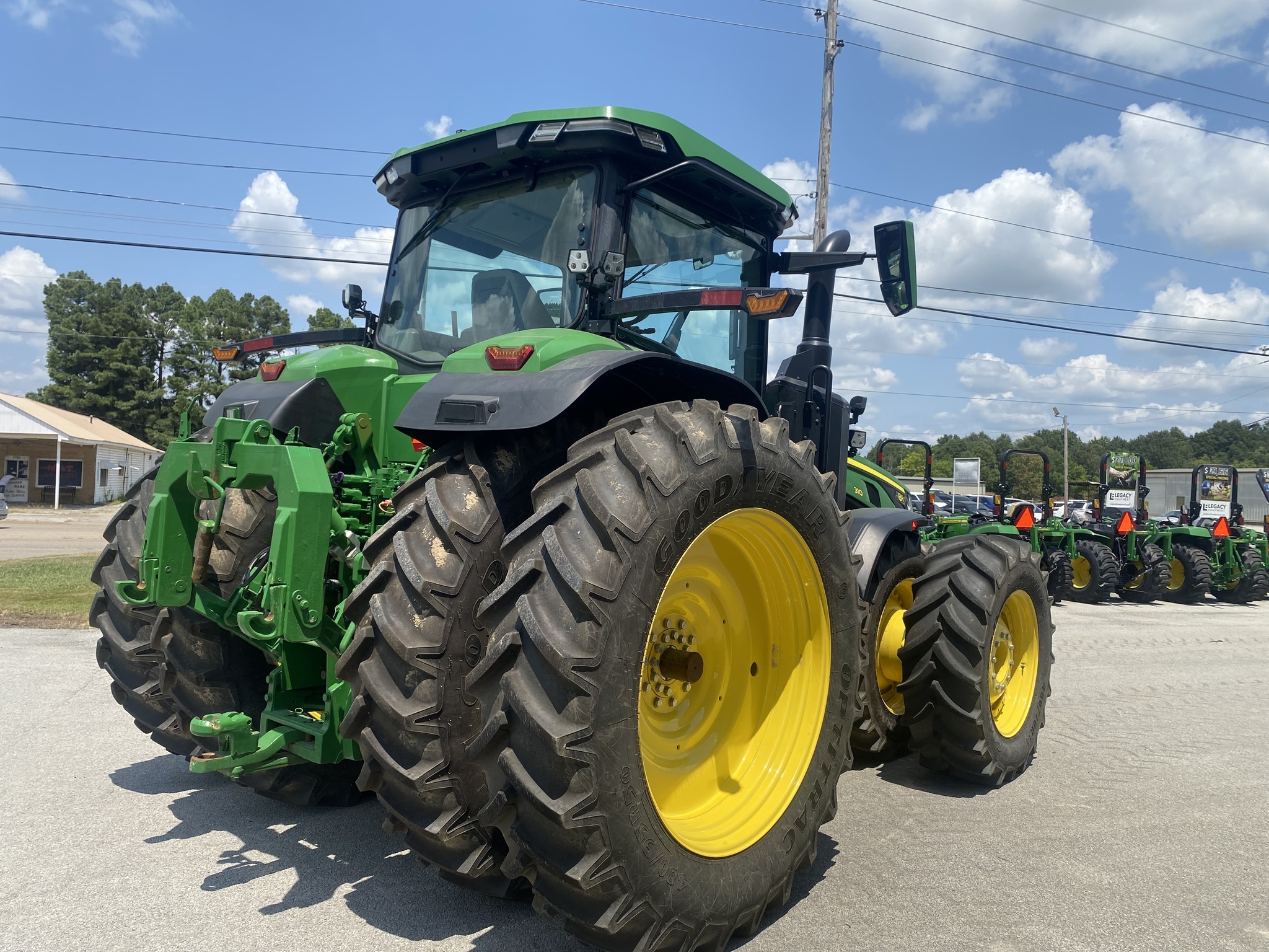 2023 John Deere 8R 310 Tractor
