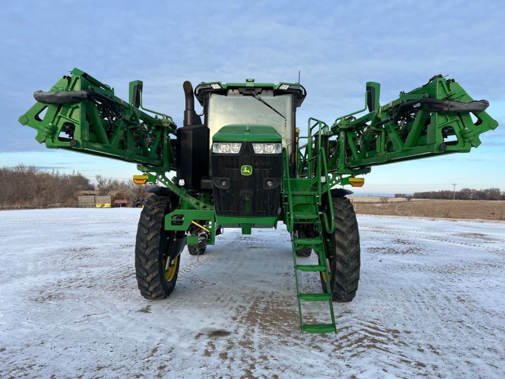 2022 John Deere 410R Self-Propelled Sprayer