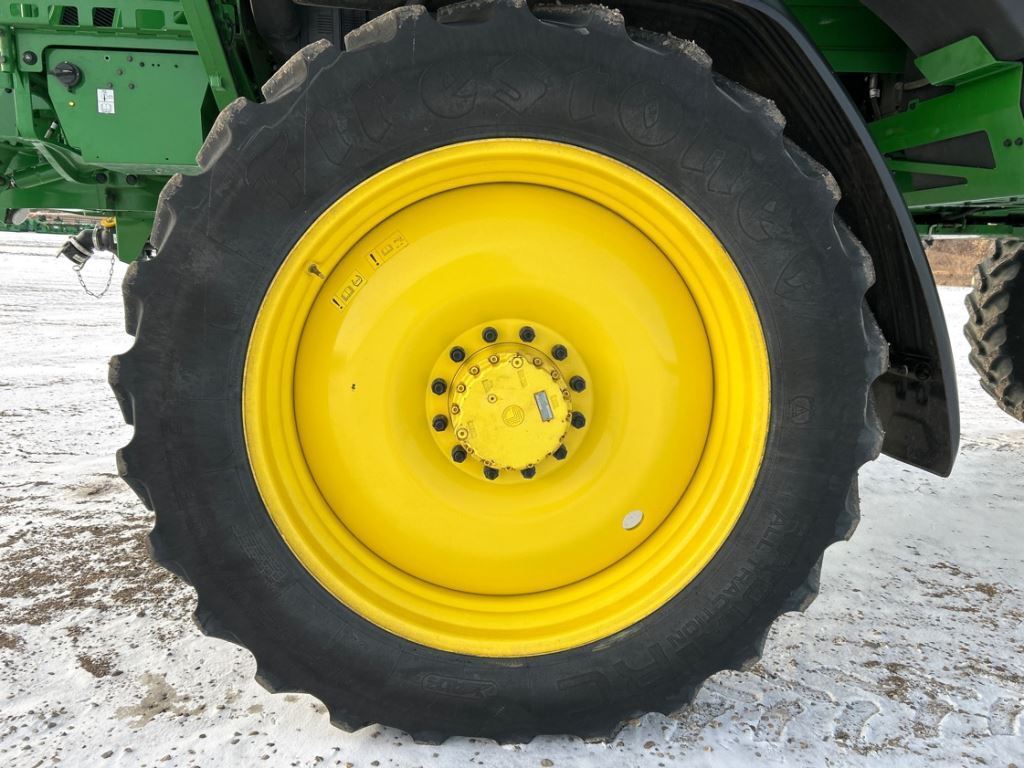 2022 John Deere 410R Self-Propelled Sprayer